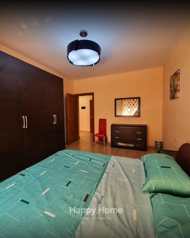 Jepet apartament me qera 2+1 Pran RTSH !