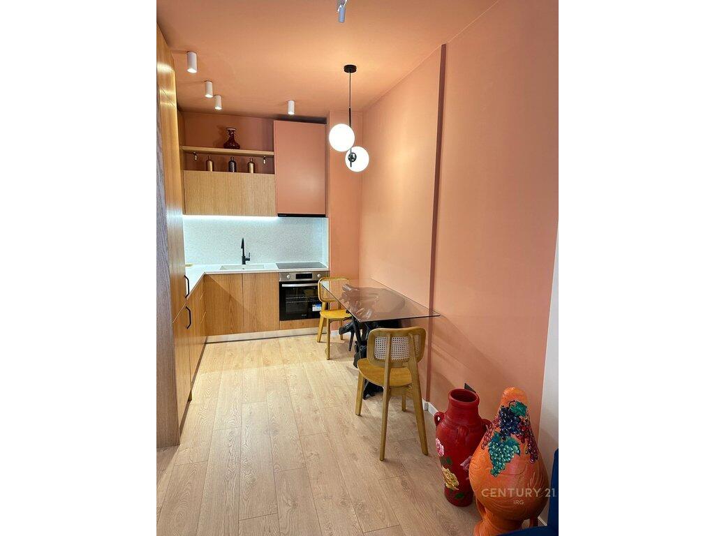 Apartament luksoz 1+1 te Ish Ekspozita!