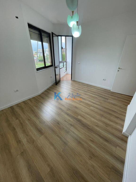 Apartament 2+1 per SHITJE te Ish Fusha e Aviacionit