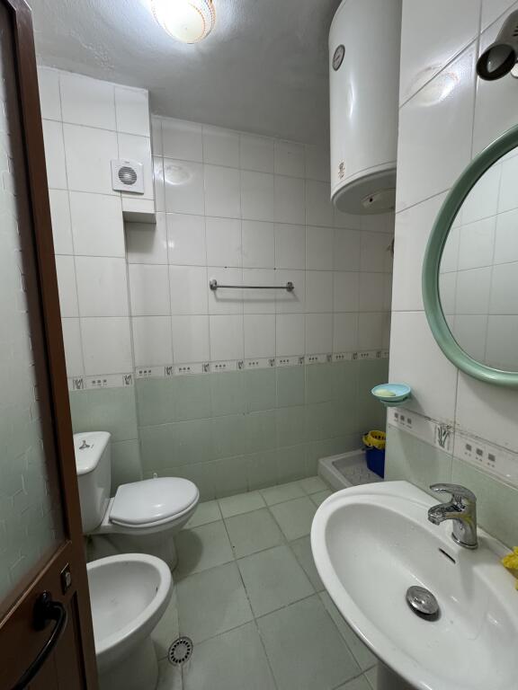 Qera apartament 1+1 ,Tek Ish Uet prane Nisherakut 500€ I diskutueshem
