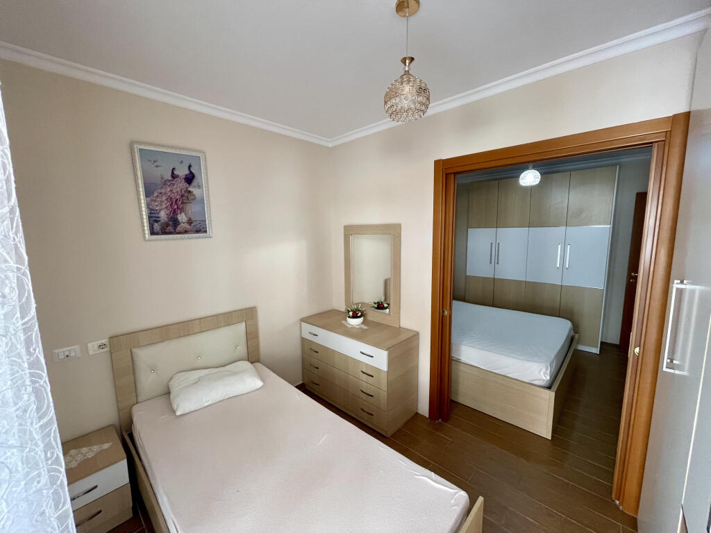 Appartamento 2+1 in affitto in Via Peti, Zona Lago Secco