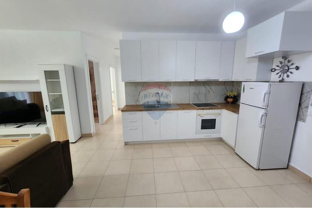 Apartament 2+1+2 per qira te 5 Maji!
