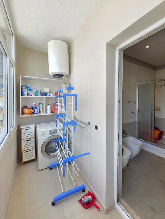 Apartament 2+1 per shitje ne BLLOK