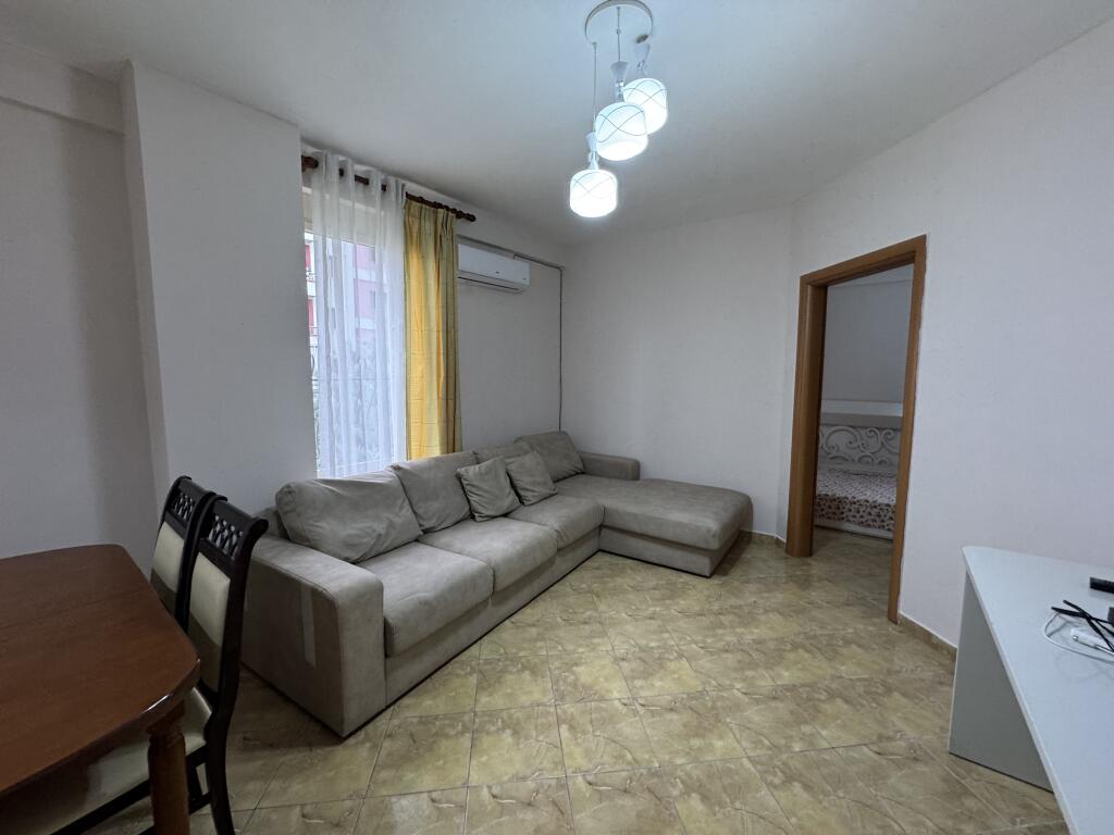 Qera apartament 1+1 ,Tek Ish Uet prane Nisherakut 500€ I diskutueshem