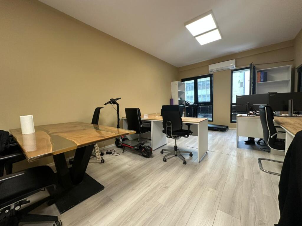 🔑 Appartamento 1+1 in Vendita – Square 21