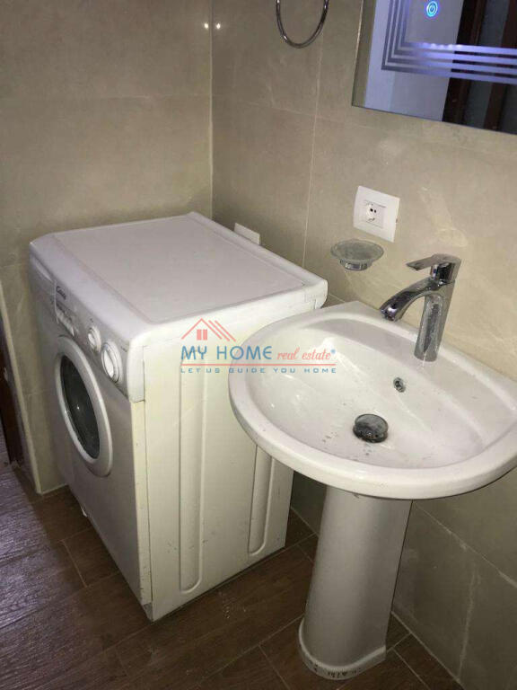 Apartament Garsoniere ne Shitje te Medreseja Tirane