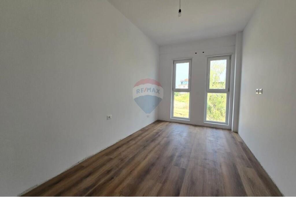Appartamento 3+1 in vendita a Paskuqan.