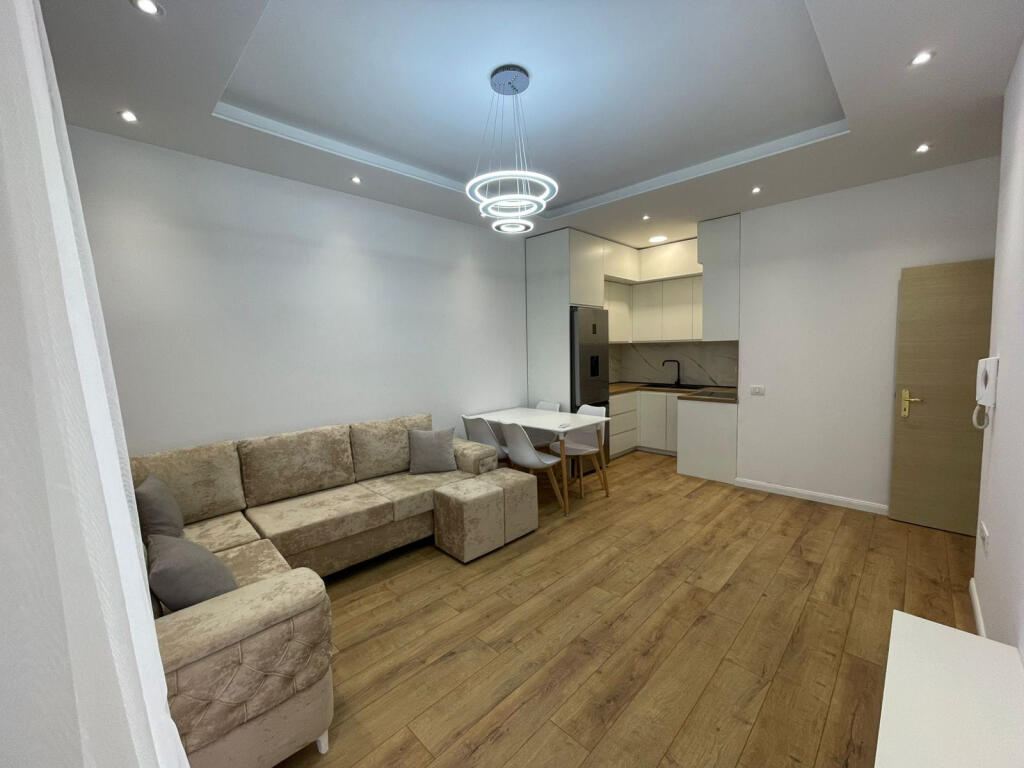 Apartament Ne Shitje 1+1 tek Kodra e Diellit (ID B110489) Tirane