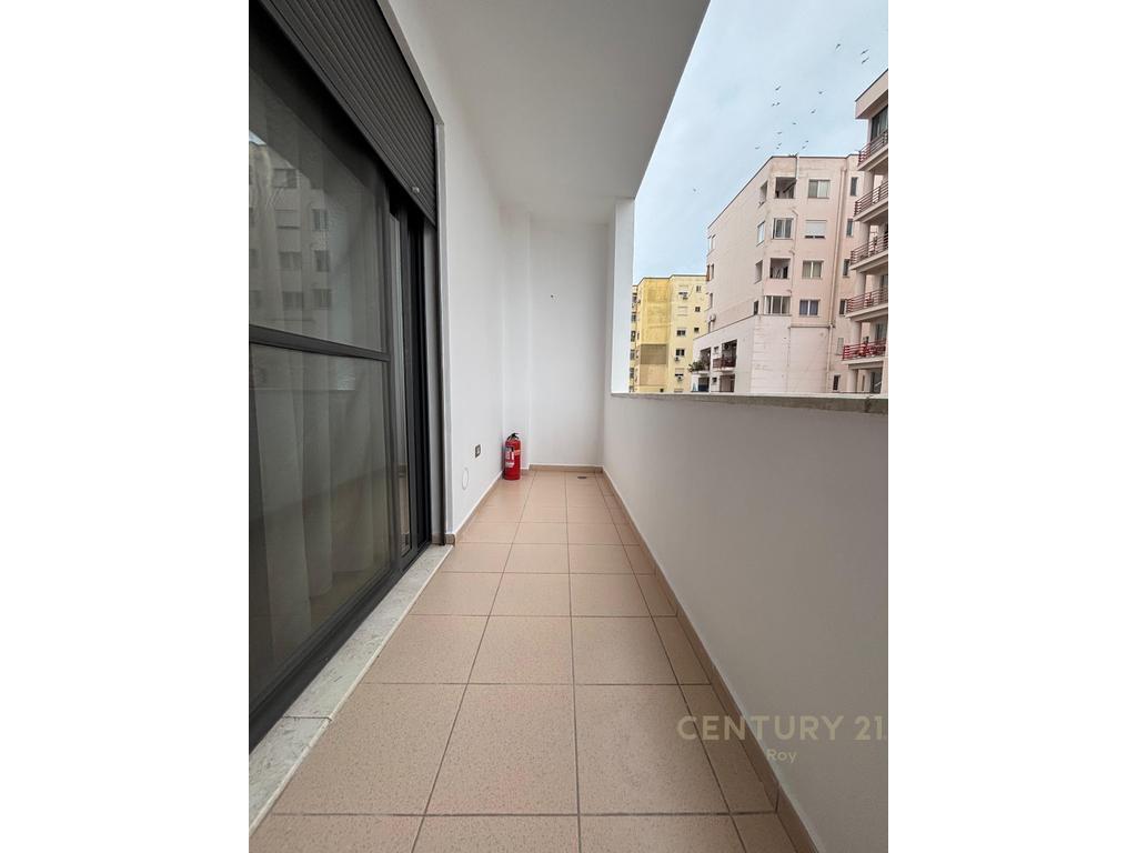 FOR RENT APARTMENT 2+1+2 AND GARAGE IN THE UKD AREA!