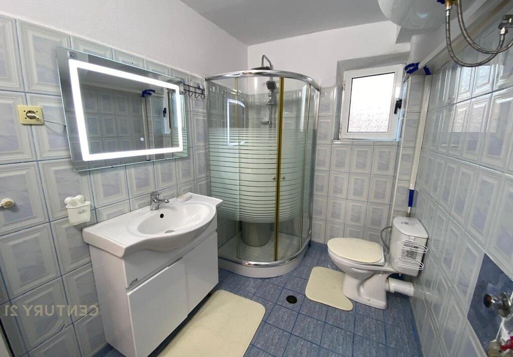 Apartment 2+1 for rent, Ferit Xhajko street