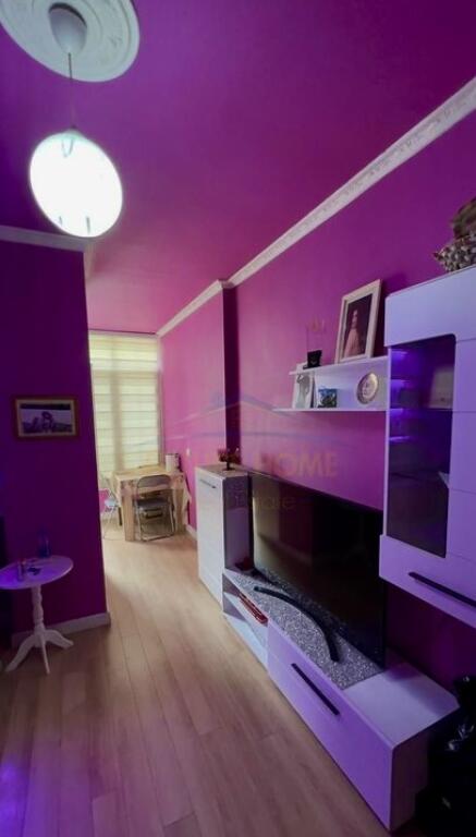 Shitet Apartament 1+1 Prane Eleonores, Kodra e Diellit, Tirane.