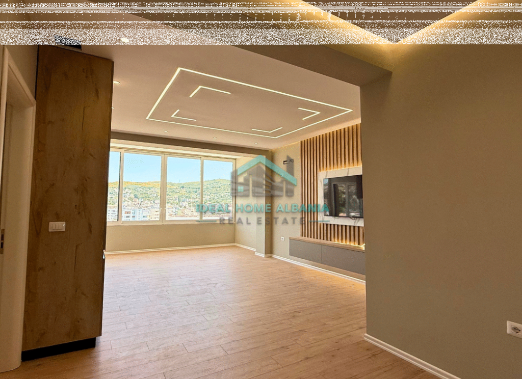 Penthouse 2+1+2+Ballkon me Pamje nga Qyteti ne Shitje – Shkolla "Halim Xhelo", Vlorë (Pamje spektakolare)