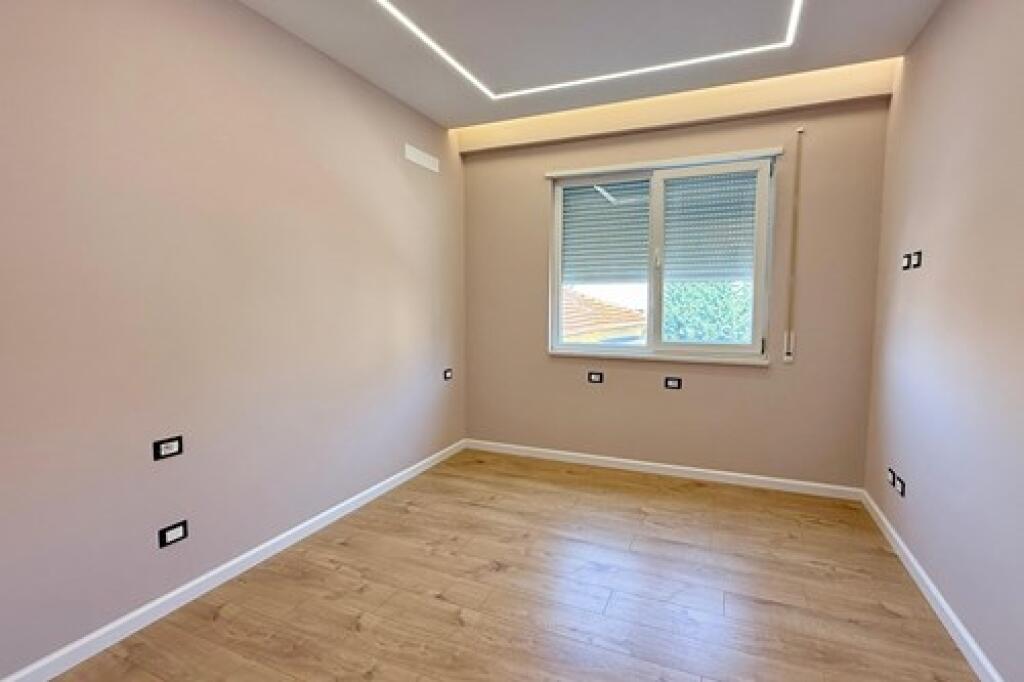 Apartment 2+1 for rent at Brryli