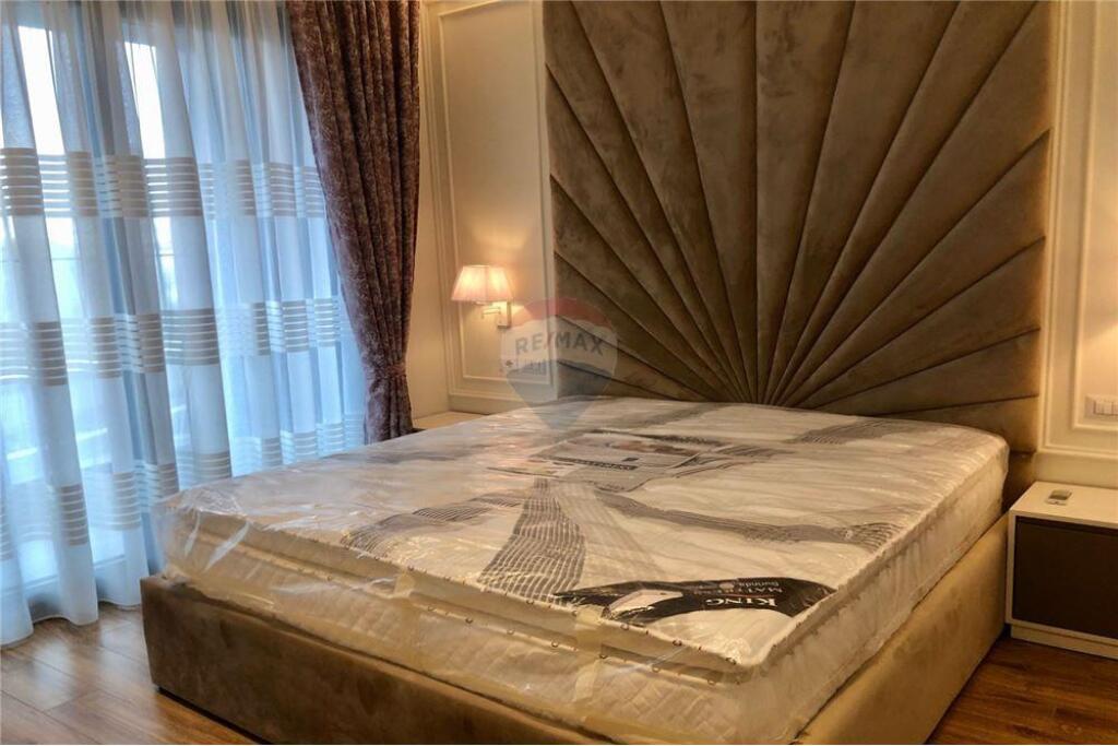 APARTMENT 2+1+2 PLUS PARKING FOR RENT AT PARK GATE!