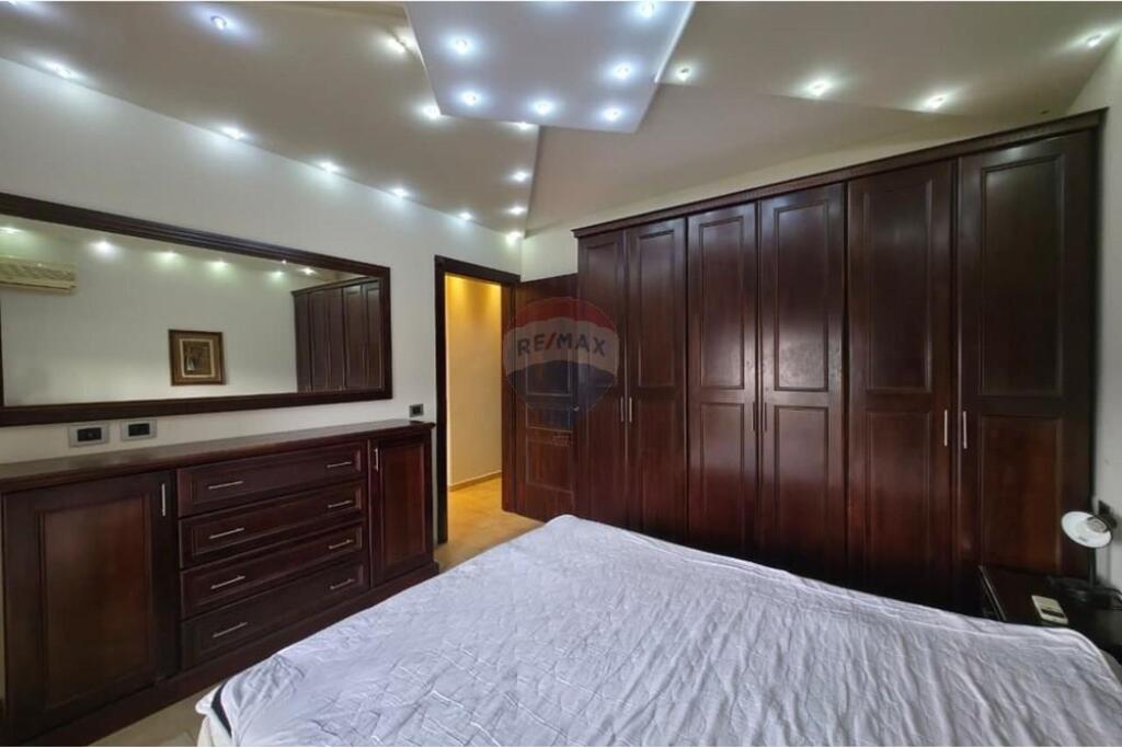 APARTMENT 3+1+PARKING FOR RENT NEAR THE LAW SCHOOL!
