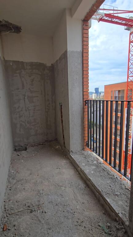 In vendita, Appartamento 1+1 Siri Kodra, Tirana.
