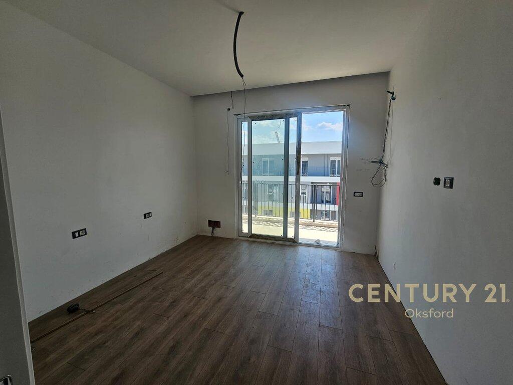 OKAZION!! SHESIM APARTAMENT 2+1+2 TE UNIVERS CITY (QTU) !