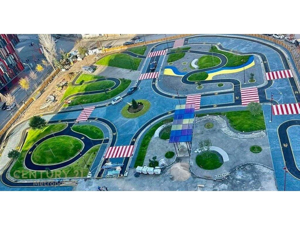 OFROJ PER SHITJE APARTAMENT 2+1 NE AMBASADOR 3, PRANE STADIUMIT!