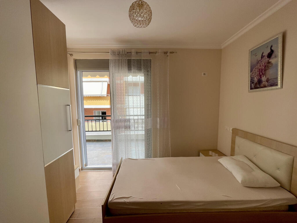 Appartamento 2+1 in affitto in Via Peti, Zona Lago Secco