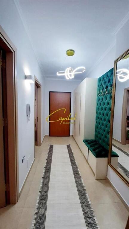 APARTAMENT ME QERA 1+1 5 MAJI 50.000 LEKE