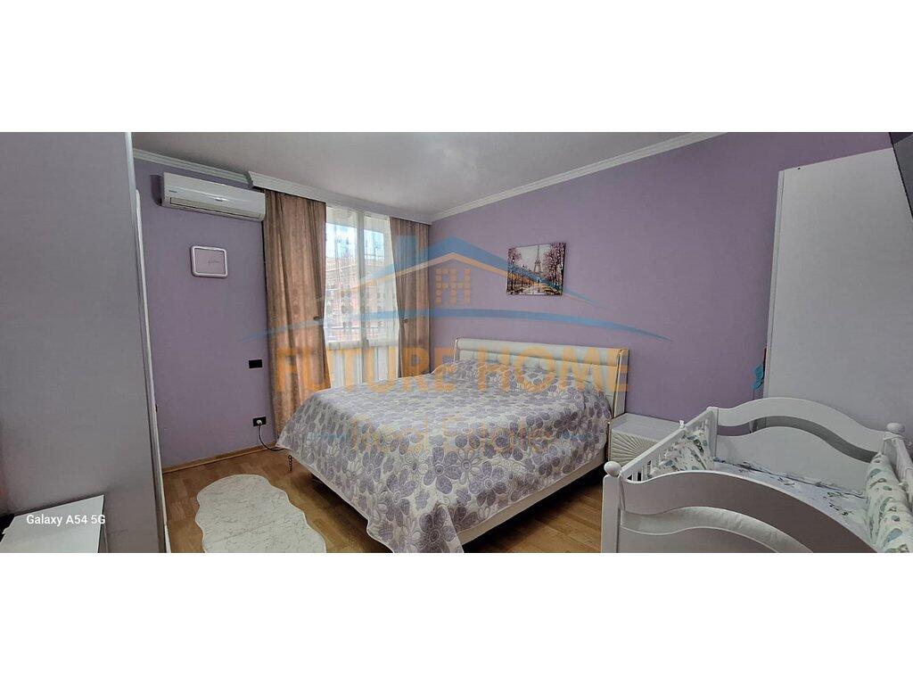 Shitet apartament 2+1 Komuna e Parisit