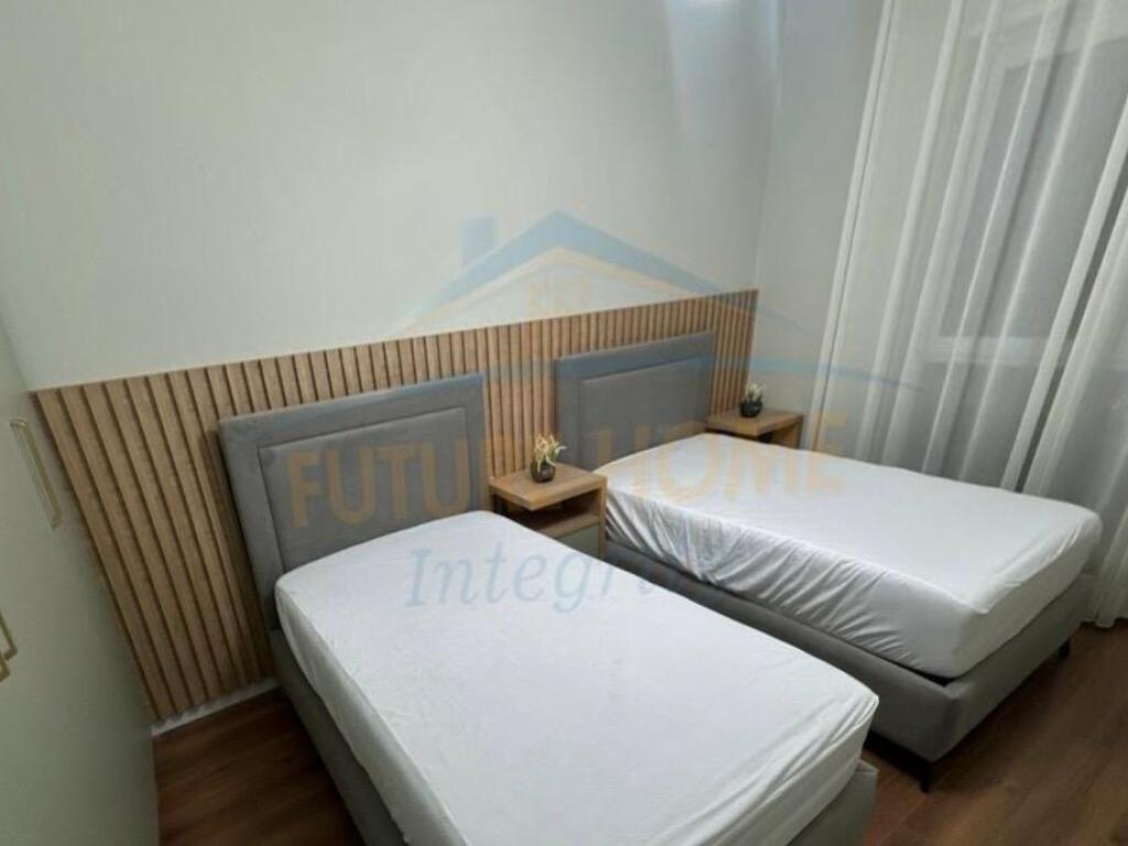 For rent, Apartment 2+1 | Red School, Tirana