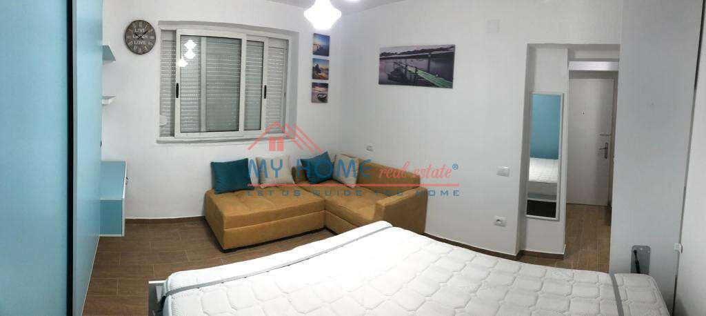 Apartament Garsoniere ne Shitje te Medreseja Tirane