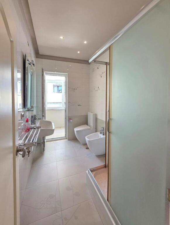 Apartament 2+1 per shitje ne BLLOK