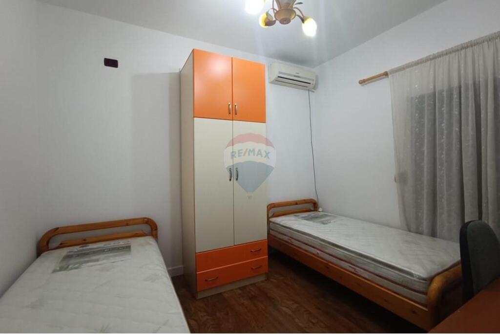 Apartament 2+1+2 me qera tek Mine Peza