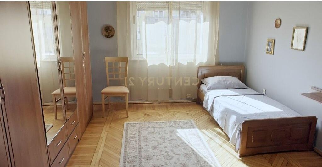 Apartament me qira 2+1, ne rrugen e Durresit