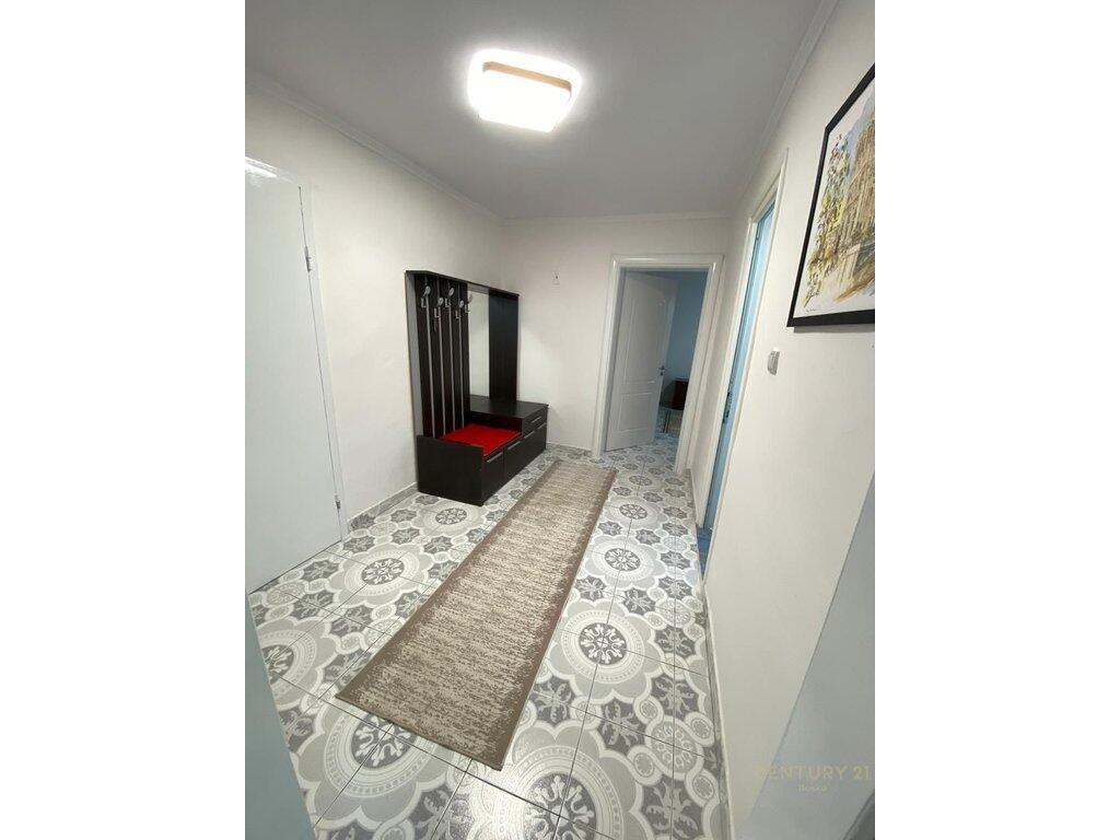 Appartamento 2+1 in Affitto in Via Ferit Xhajko ,! 600 € /Mese