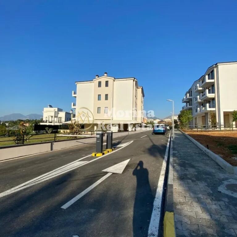 For sale, Parking Spot, Vet Hospital, Dry Lake, 22000euro