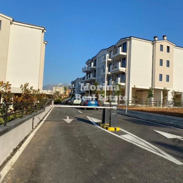 For sale, Parking Spot, Vet Hospital, Dry Lake, 22000euro