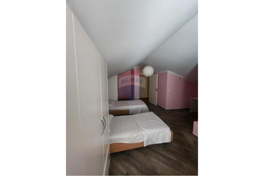 Penthouse 3+3 with veranda for sale near the Dry Lake