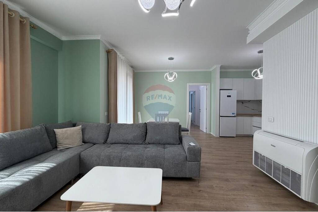 Apartament 2+1+ post parkimi me qira Rr.Myslym Shyri