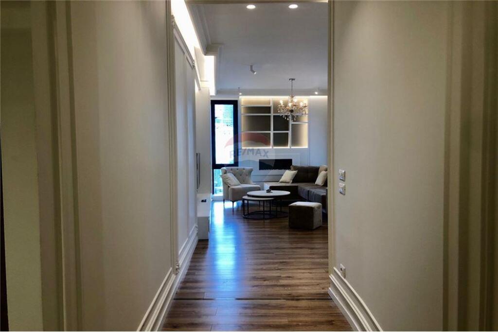APARTMENT 2+1+2 PLUS PARKING FOR RENT AT PARK GATE!