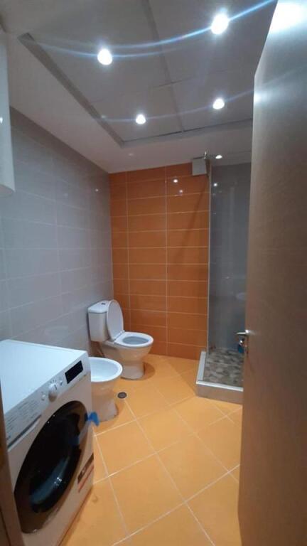 Rezidenca Concord Center, apartament 1+1 me qera (48,000 leke/muaji)
