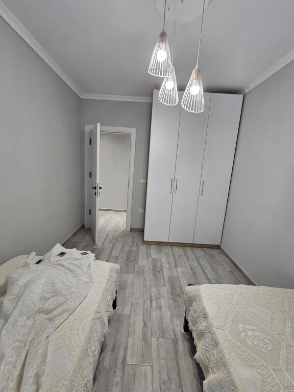 JEPET ME QERA APARTAMENT 2+1 NE PLAZH, PRANE HOTEL ANTALYA