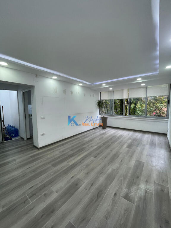 Office space for rent in Bllok, Sami Frasheri Street