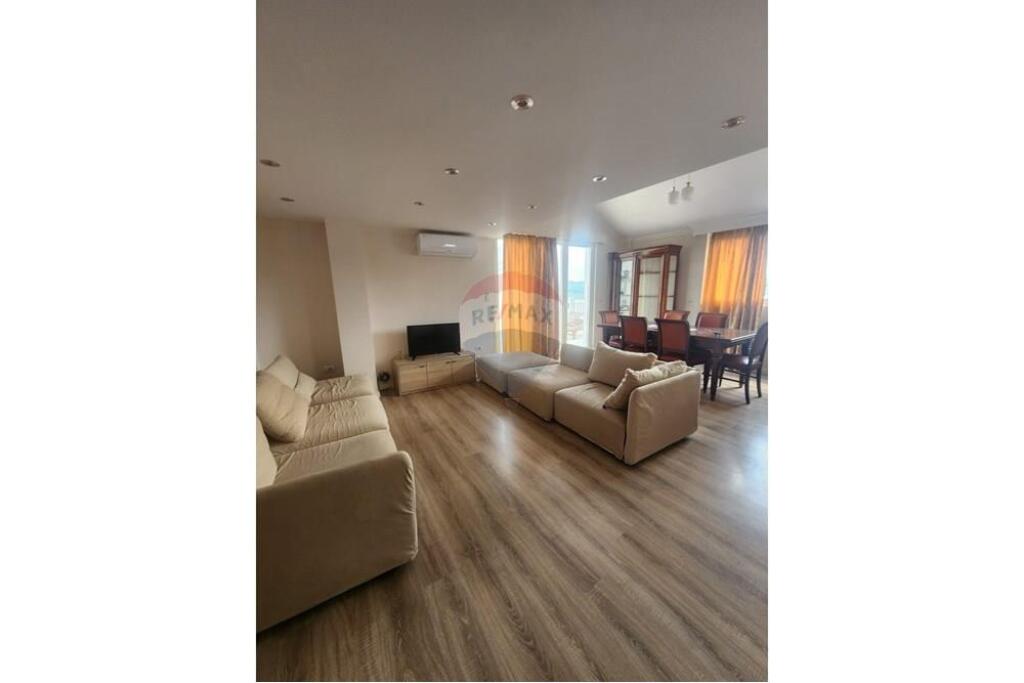 Penthouse 3+3 with veranda for sale near the Dry Lake