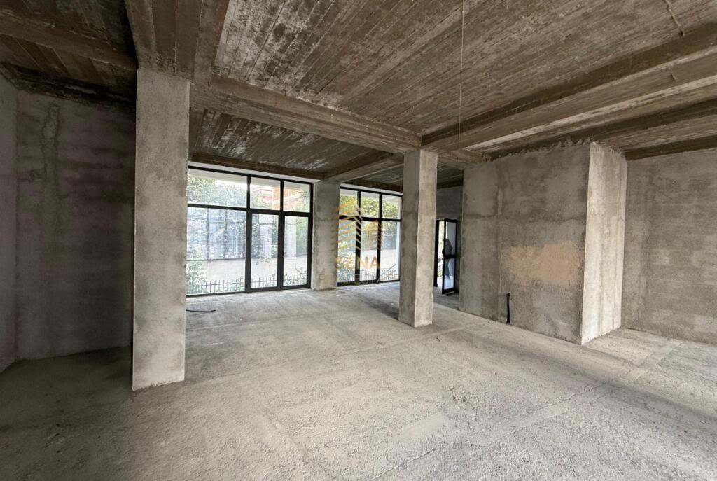Rent, Business Premises, Kinostudio, 50,000 Lek/MONTH