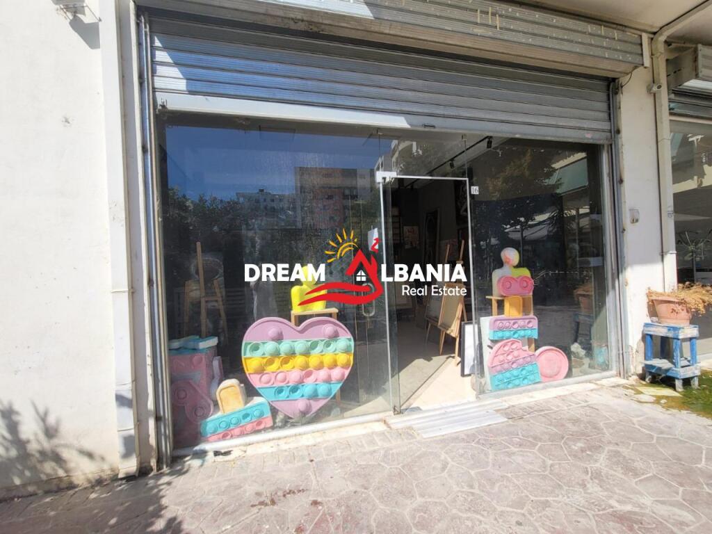 Shop for sale at the Cabej buildings, Yzberisht (ID 4171484)