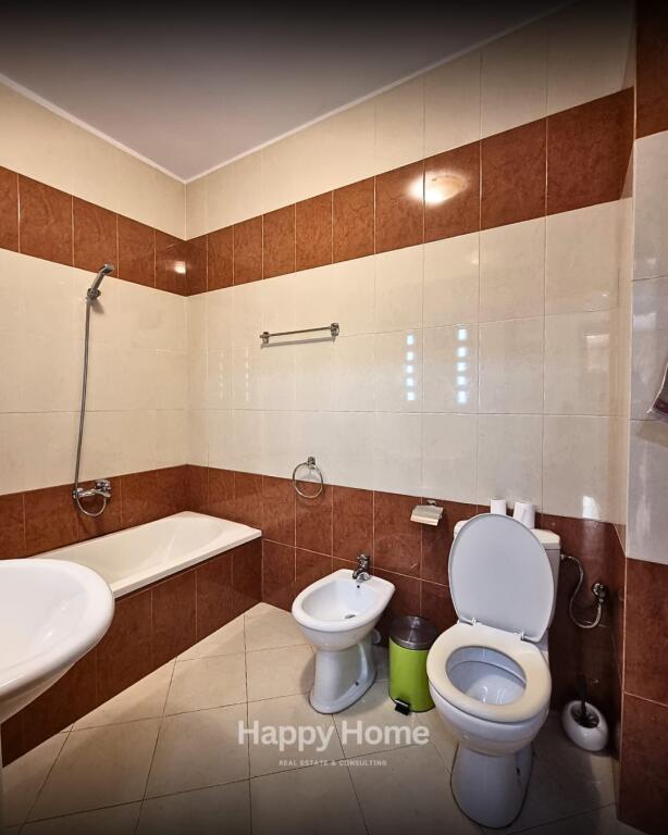 Jepet apartament me qera 2+1 Pran RTSH !