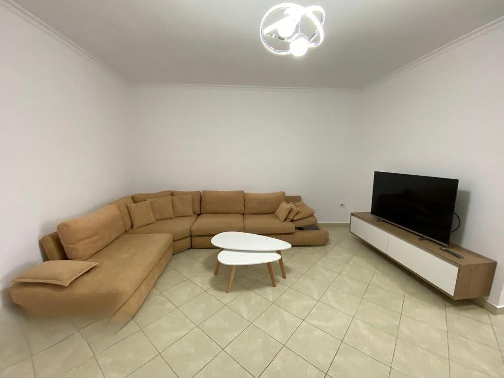 ME QIRA APARTAMENT 1+1 NE ASTIR,