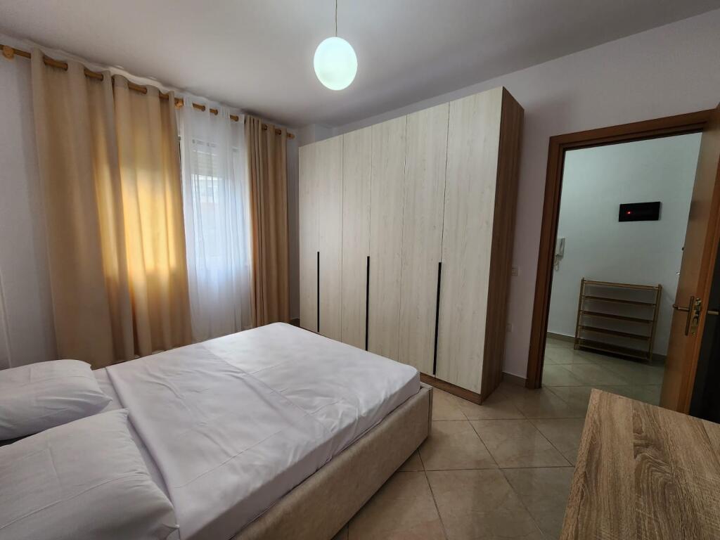 Apartament 1+1 per qera ne Fresk!