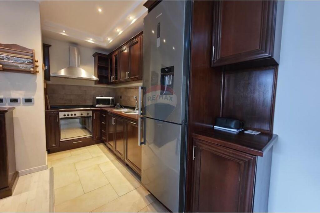 APARTMENT 3+1+PARKING FOR RENT NEAR THE LAW SCHOOL!
