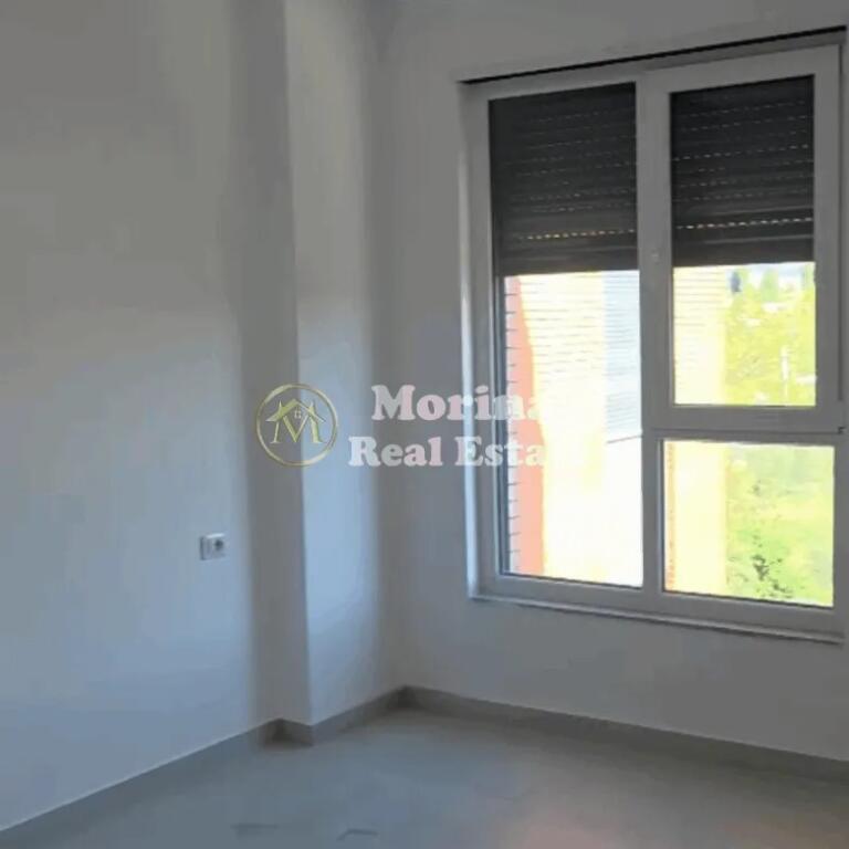 Rent, Apartment 2+1, in Kamez, 400 euros/month