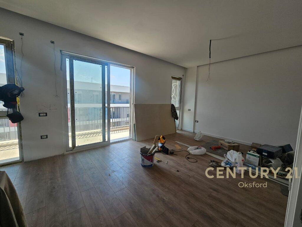 OKAZION!! SHESIM APARTAMENT 2+1+2 TE UNIVERS CITY (QTU) !
