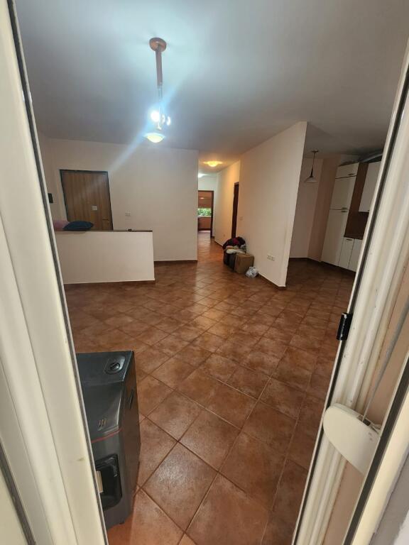 SHITET APARTAMENT 3+1 KOMUNA E PARISIT 320.000 EURO