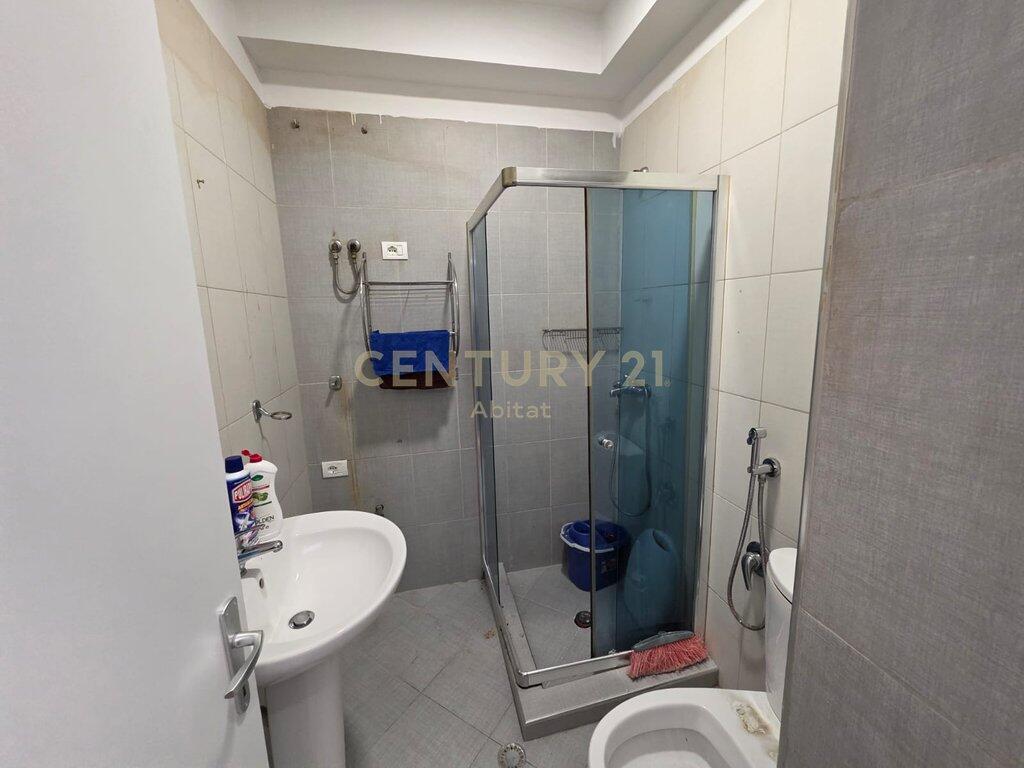 Apartament 2+1 për Shitje – Pranë Pazari të Ri!